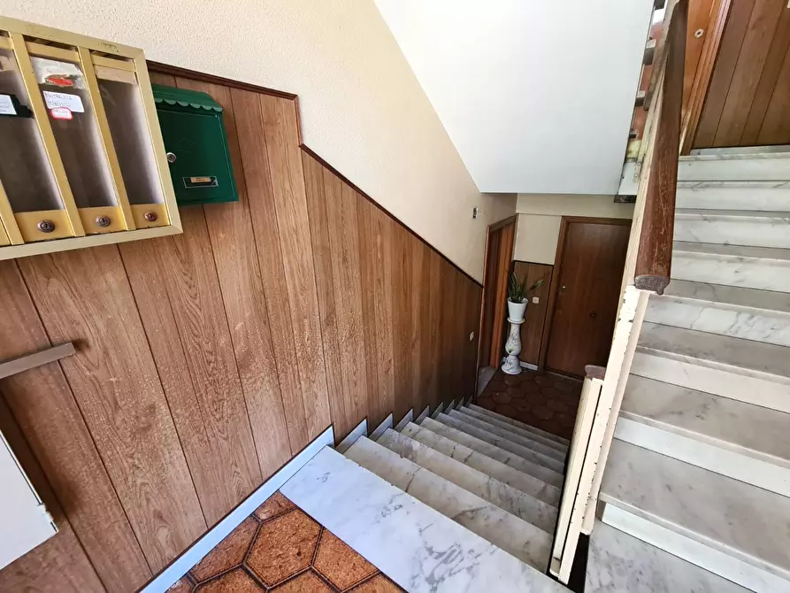 Immagine 7 di Magazzino in vendita  in Via Dei Piccioni, 40 a Catania