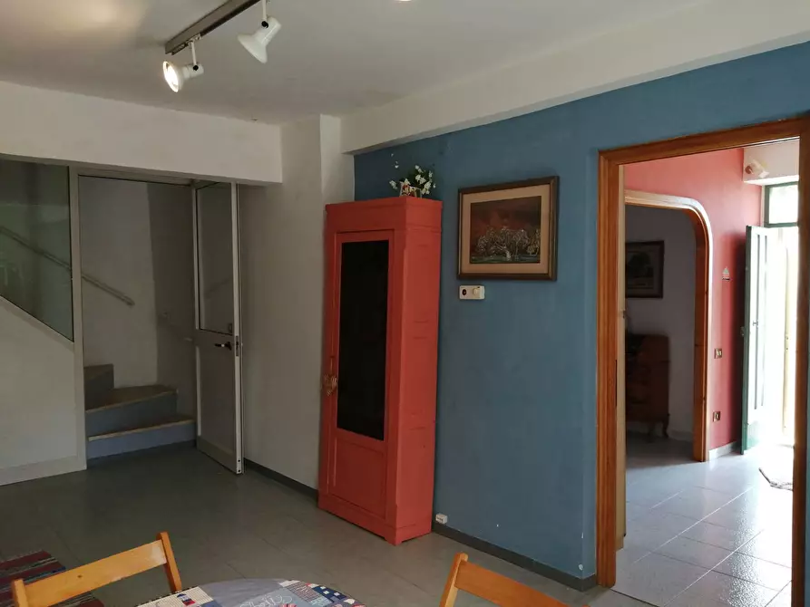 Immagine 23 di Palazzo in vendita  in Via Del Guglietto, 11-13 a Sezze