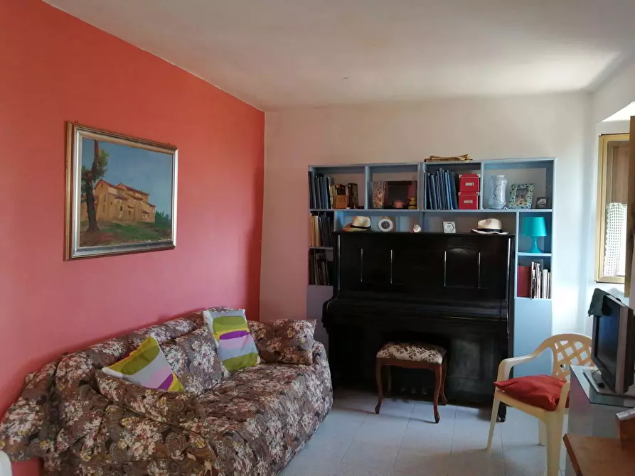 Immagine 20 di Palazzo in vendita  in Via Del Guglietto, 11-13 a Sezze