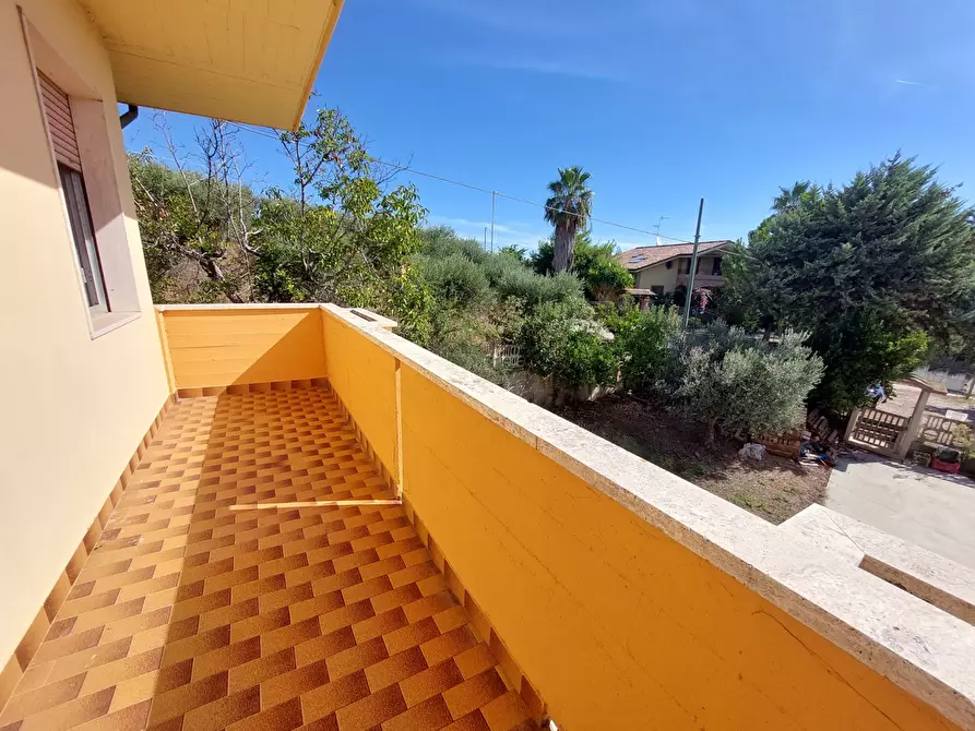 Immagine 4 di Casa bifamiliare in vendita  in Contrada San Pietro, 1 a Tortoreto