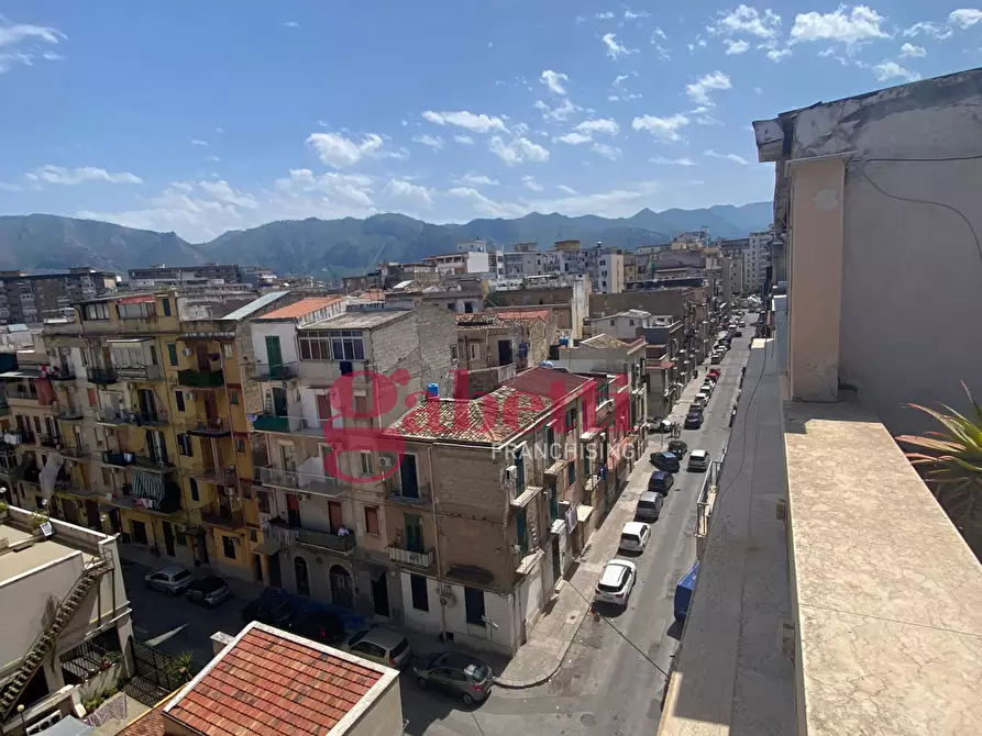 Immagine 1 di Appartamento in vendita  in Via Generale Turba Euclide a Palermo