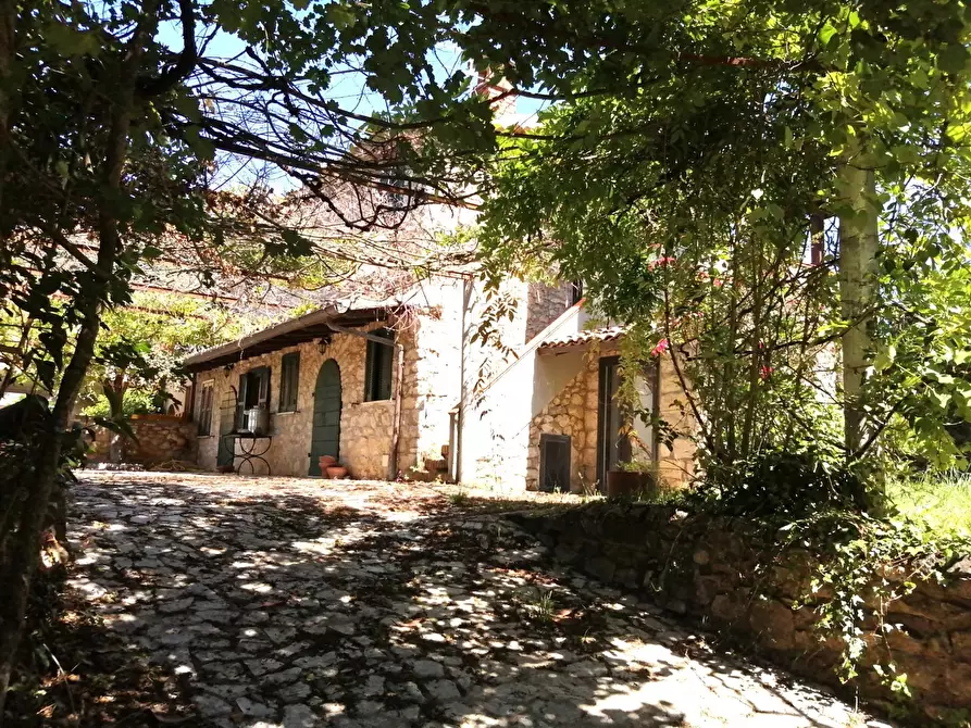 Immagine 20 di Villa in vendita  in Via Murolungo, 5 a Sezze