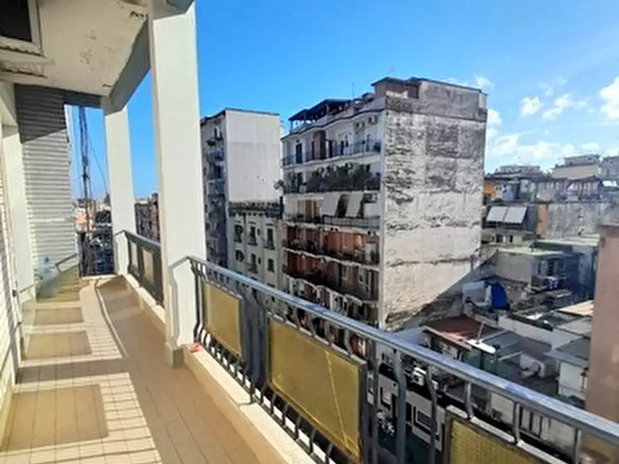 Immagine 1 di Appartamento in vendita  in Via arenaccia a Napoli