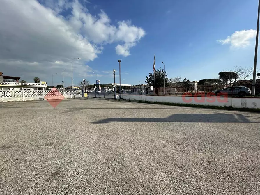 Immagine 12 di Negozio in vendita  in Via PONTINA, 105 a Terracina