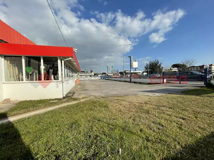 Immagine 40 di Negozio in vendita  in Via PONTINA, 105 a Terracina