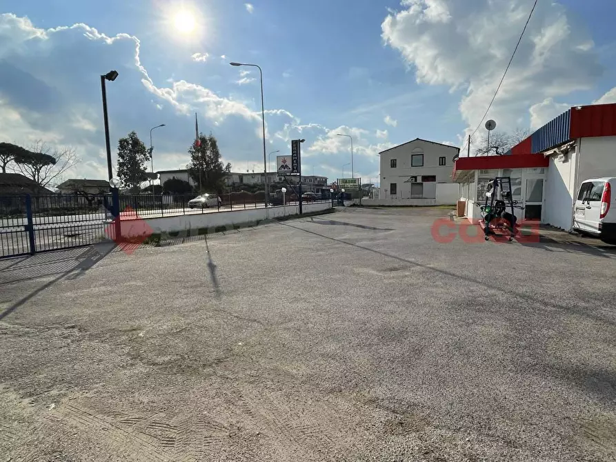 Immagine 6 di Negozio in vendita  in Via PONTINA, 105 a Terracina