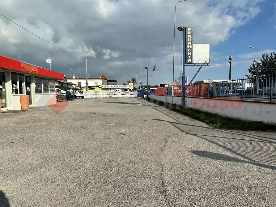 Immagine 23 di Negozio in vendita  in Via PONTINA, 105 a Terracina