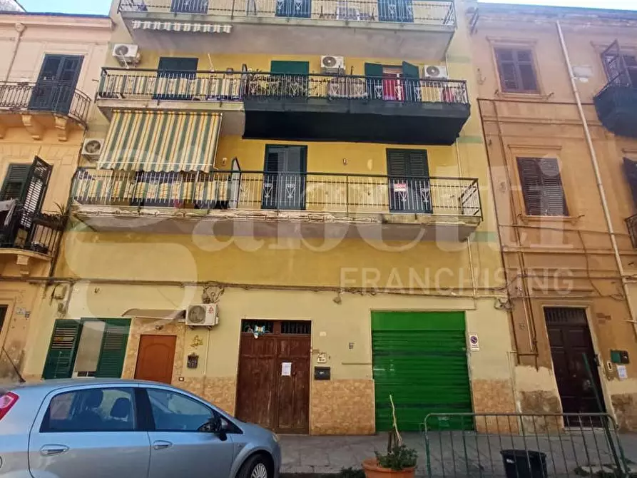 Immagine 1 di Appartamento in vendita  in Via Paolo Emiliani Giudici a Palermo