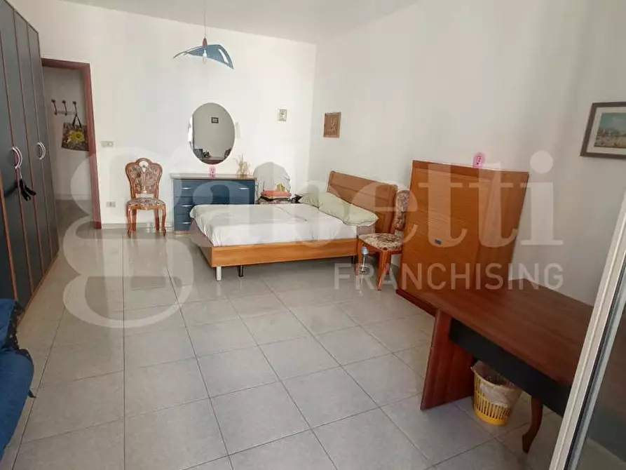 Immagine 5 di Appartamento in vendita  in Via Paolo Emiliani Giudici a Palermo
