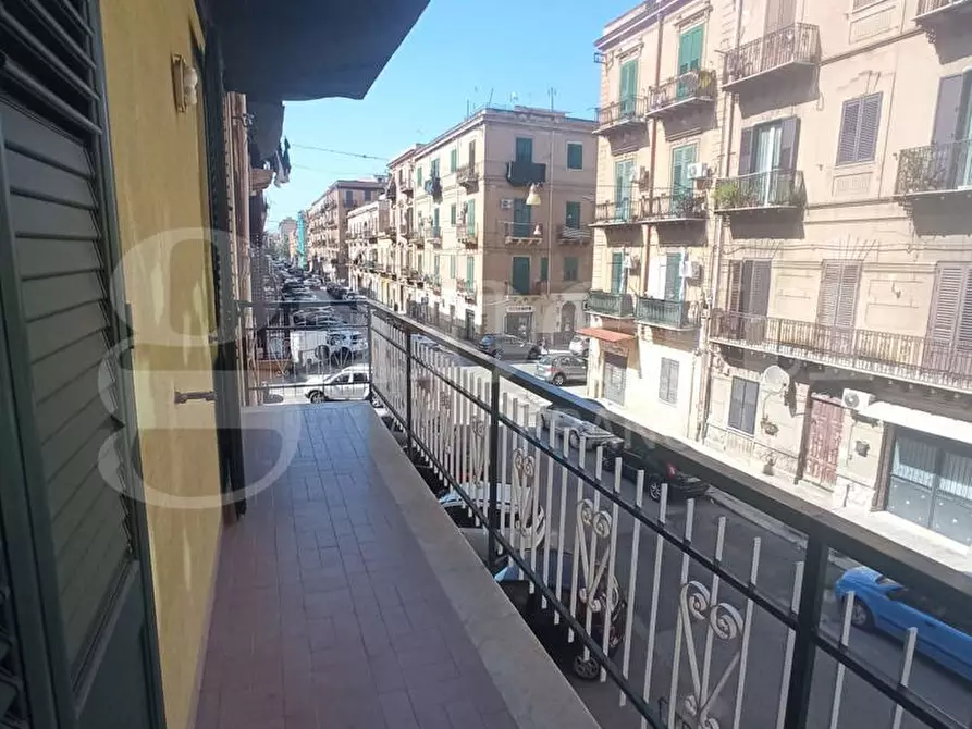 Immagine 17 di Appartamento in vendita  in Via Paolo Emiliani Giudici a Palermo