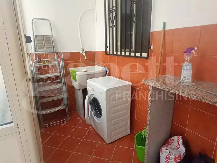 Immagine 14 di Appartamento in vendita  in Via Paolo Emiliani Giudici a Palermo