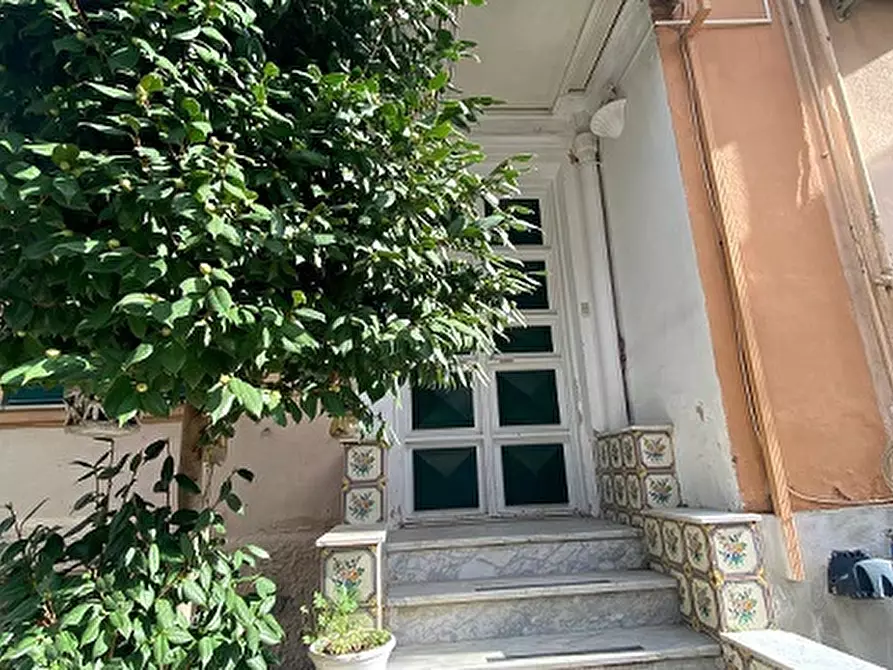 Immagine 3 di Appartamento in vendita  in Via generale d'ambrosio a Napoli