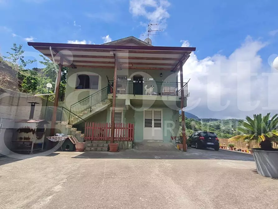 Immagine 1 di Villa in vendita  in Contrada Allegracuore a Cefalù