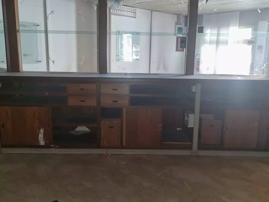 Immagine 8 di Negozio in vendita  in Via Roma, 88 a Cerami