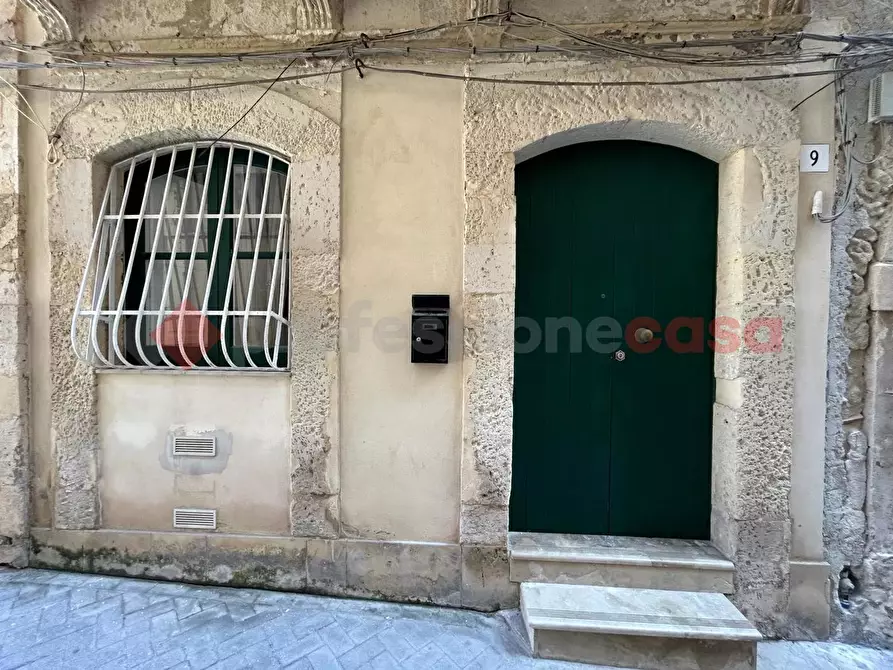 Immagine 1 di Appartamento in vendita  in Via San Martino, 9 a Siracusa