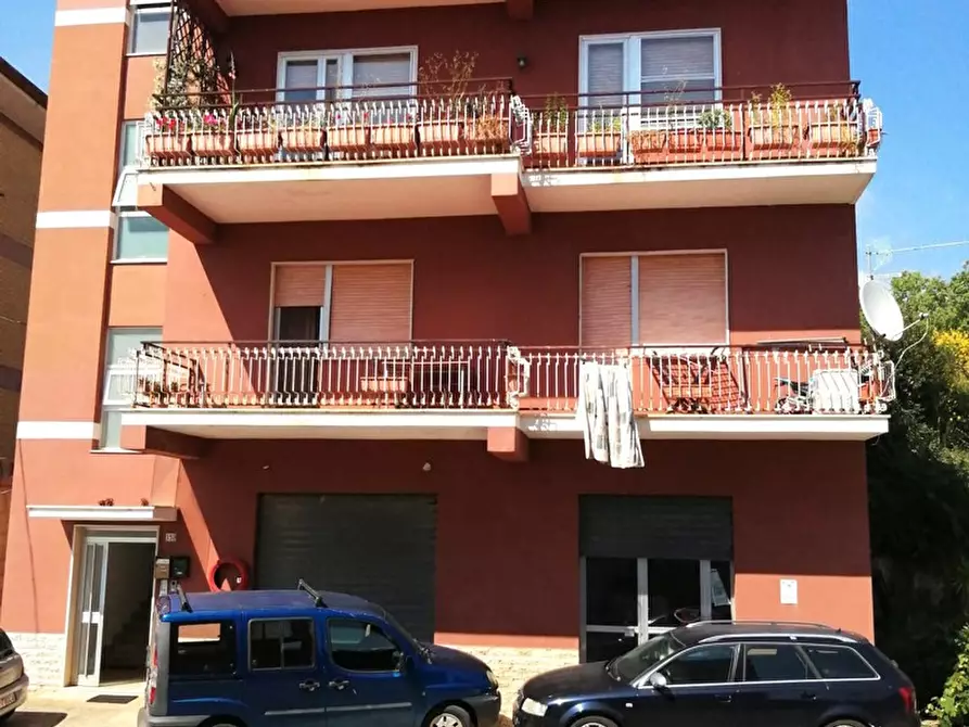 Immagine 1 di Appartamento in vendita  in Via Villa Petrara, 159 a Sezze