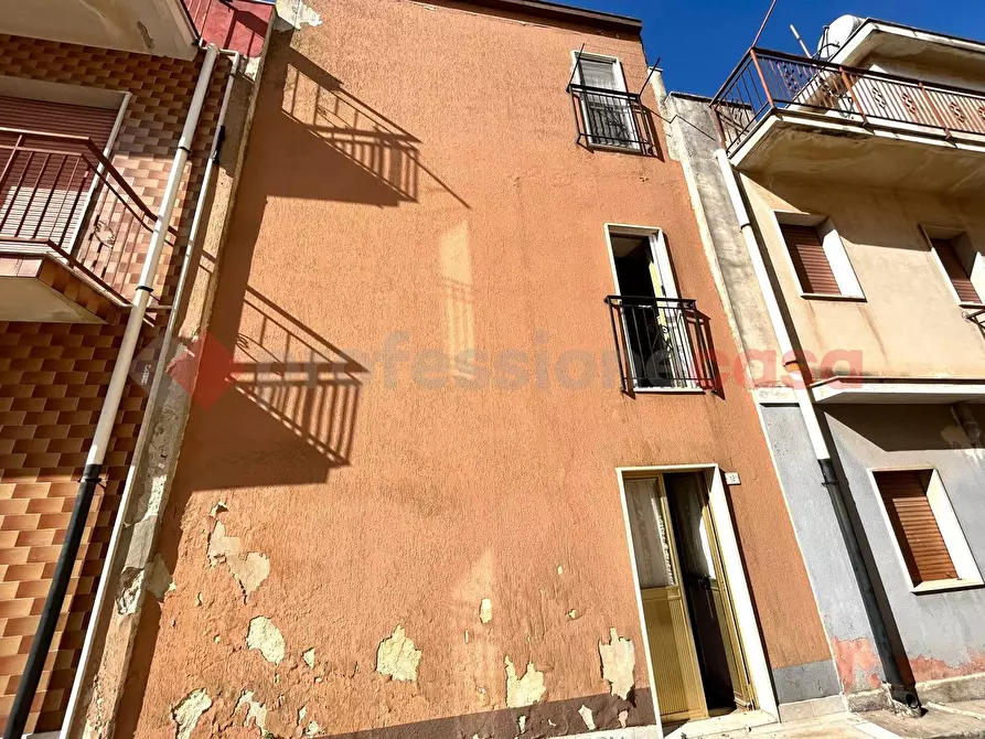 Immagine 1 di Casa indipendente in vendita  in Via Benedetto Croce, 38 a Siracusa