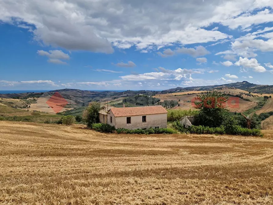 Immagine 1 di Rustico / casale in vendita  in Via Domenico Martella a Atri