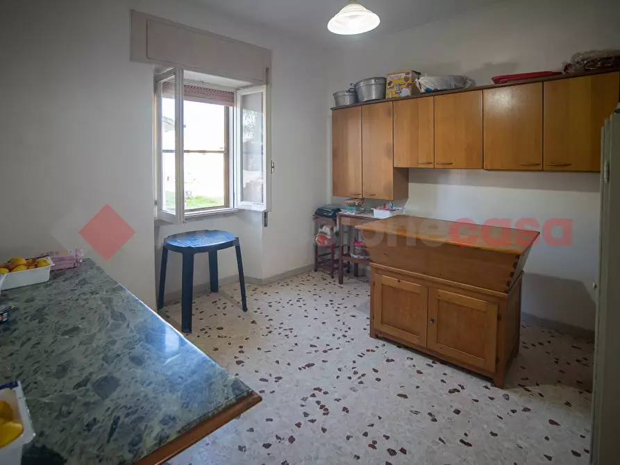 Immagine 10 di Casa indipendente in vendita  in Via PONTE MAGGIORE, 1 a Terracina