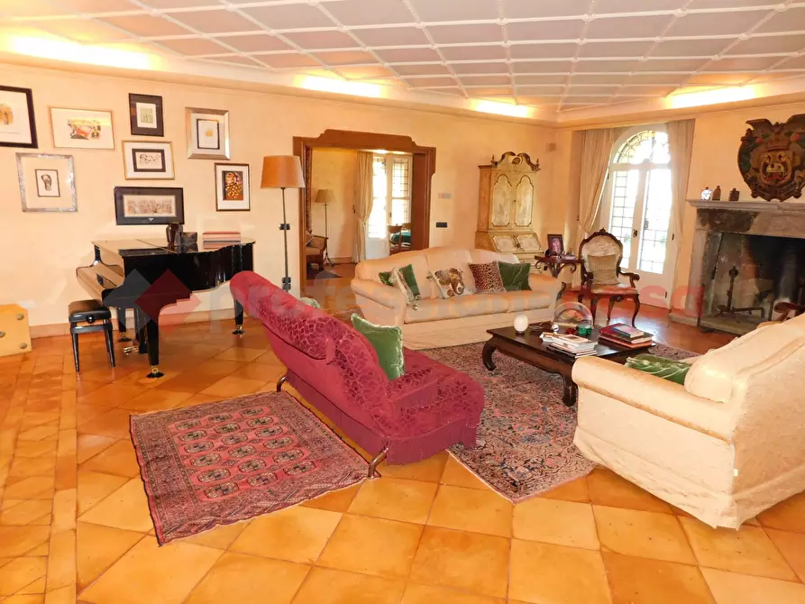 Immagine 9 di Villa in vendita  in Via Arciprete RodanÃ² Toscano, 14 a Polistena