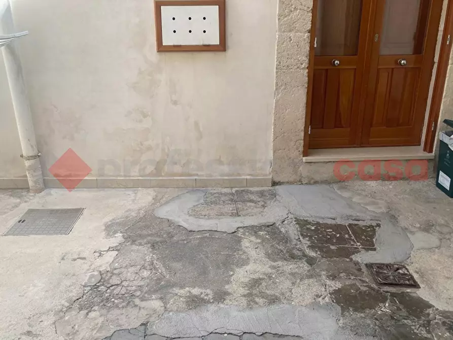 Immagine 4 di Appartamento in vendita  in Via Larga, 17 a Siracusa