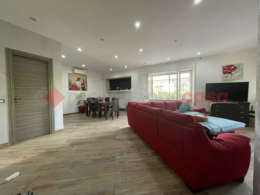 Immagine 5 di Villa in vendita  in Via PONTINA, 148 a Terracina