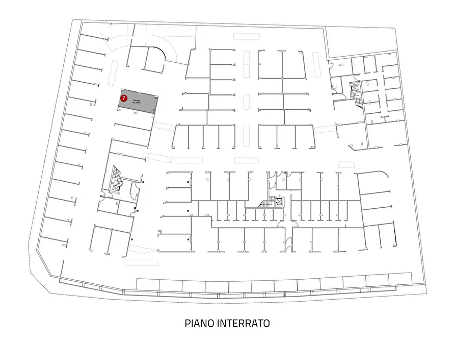 Immagine 2 di Box auto in vendita  in Via Romagna a Gabicce Mare