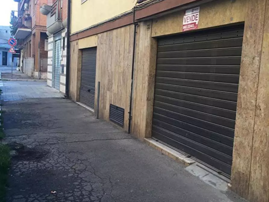 Immagine 1 di Negozio in vendita  in Via LECCESE a San Severo