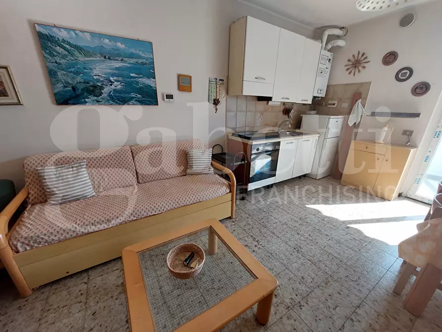 Immagine 6 di Appartamento in vendita  in Via Merano, 13 a Alba Adriatica