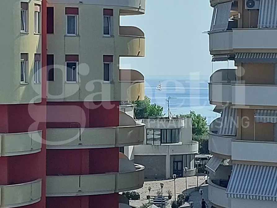Immagine 19 di Appartamento in vendita  in Via Merano, 13 a Alba Adriatica