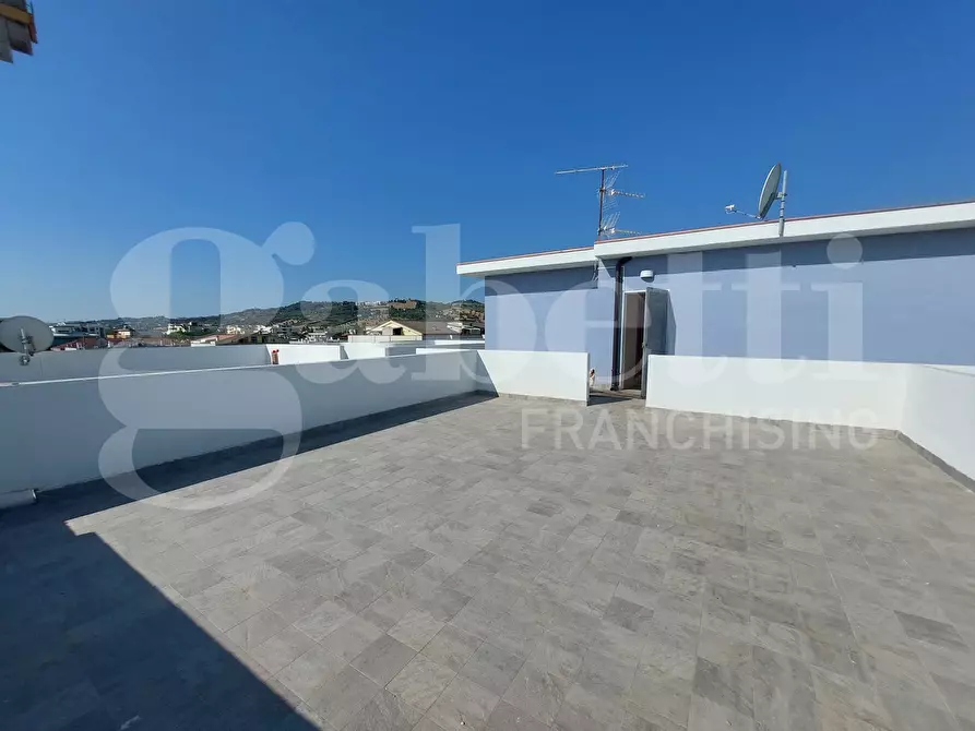 Immagine 17 di Appartamento in vendita  in Via Merano, 13 a Alba Adriatica