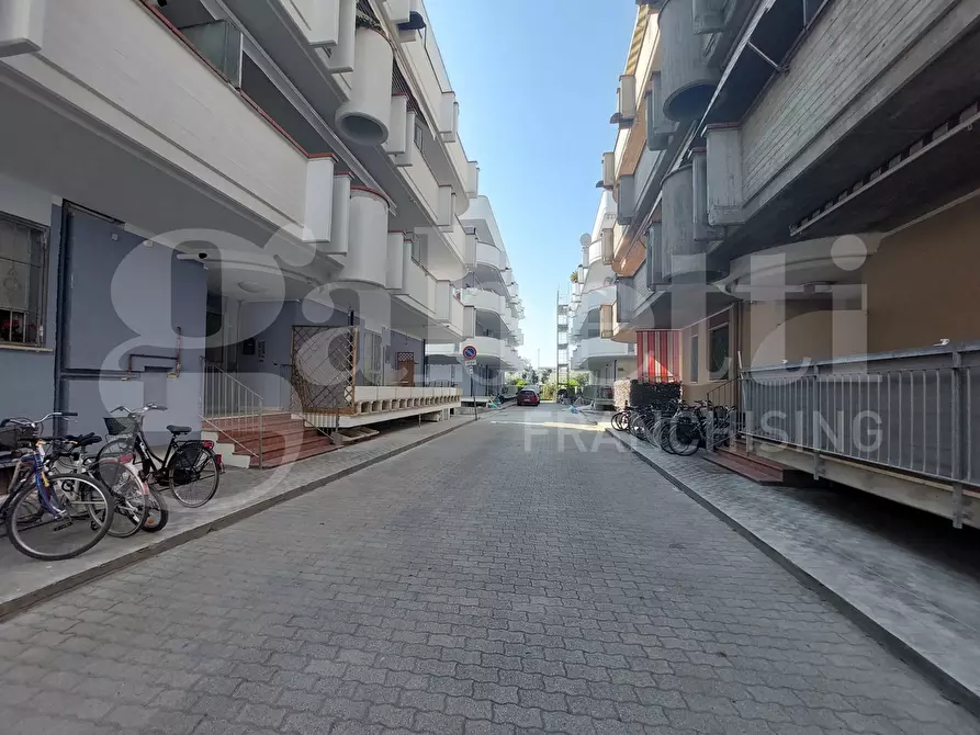 Immagine 23 di Appartamento in vendita  in Via Merano, 13 a Alba Adriatica