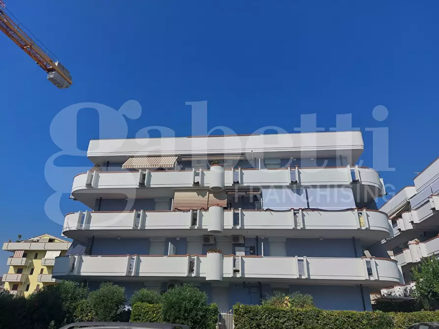 Immagine 24 di Appartamento in vendita  in Via Merano, 13 a Alba Adriatica