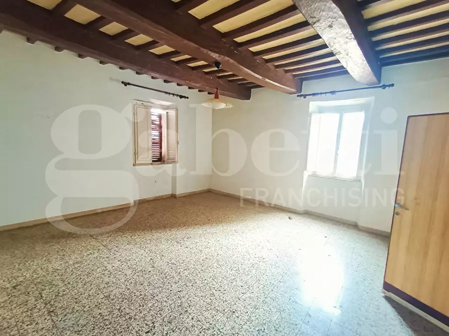 Immagine 11 di Casa bifamiliare in vendita  in Piazza dei consoli, 1 a Deruta