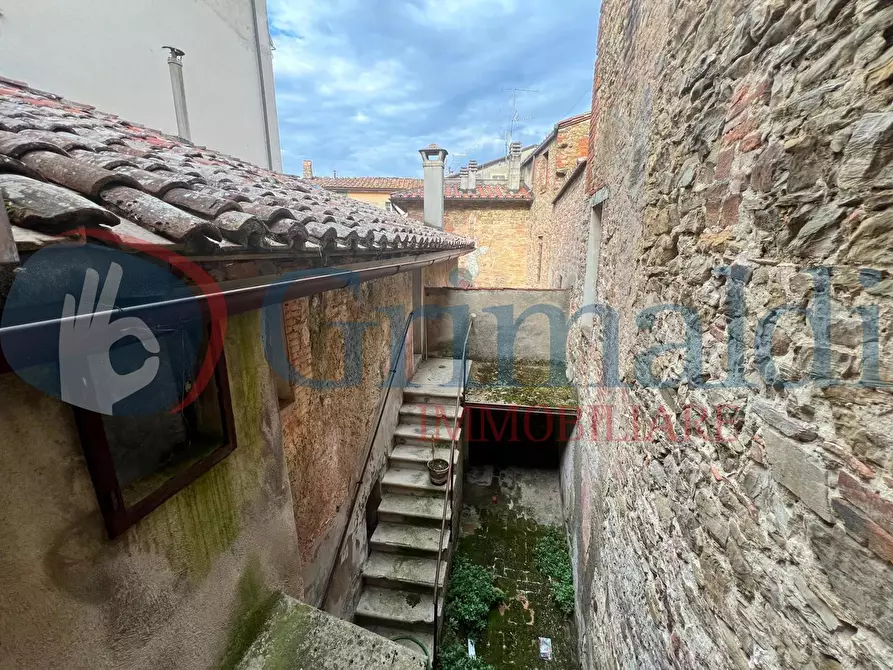 Immagine 26 di Palazzo in vendita  in Piazza FrÃ  Giovanni da Pian di Carpine a Magione