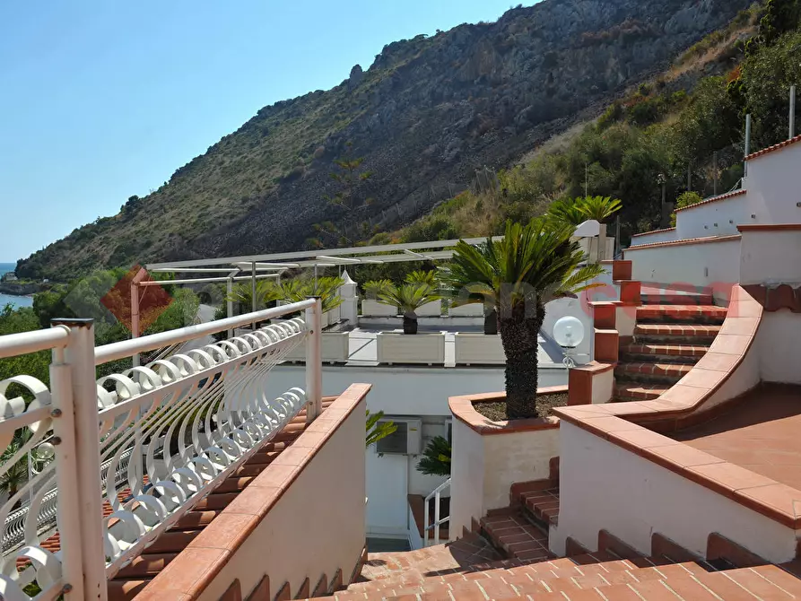 Immagine 30 di Villa in vendita  in Via TORRE GREGORIANA, 5 a Terracina