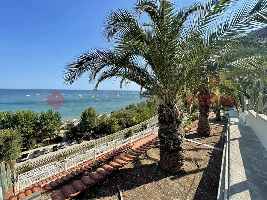 Immagine 4 di Villa in vendita  in Via TORRE GREGORIANA, 5 a Terracina