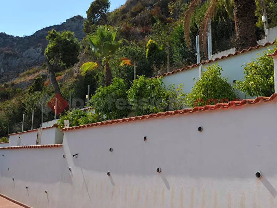 Immagine 27 di Villa in vendita  in Via TORRE GREGORIANA, 5 a Terracina