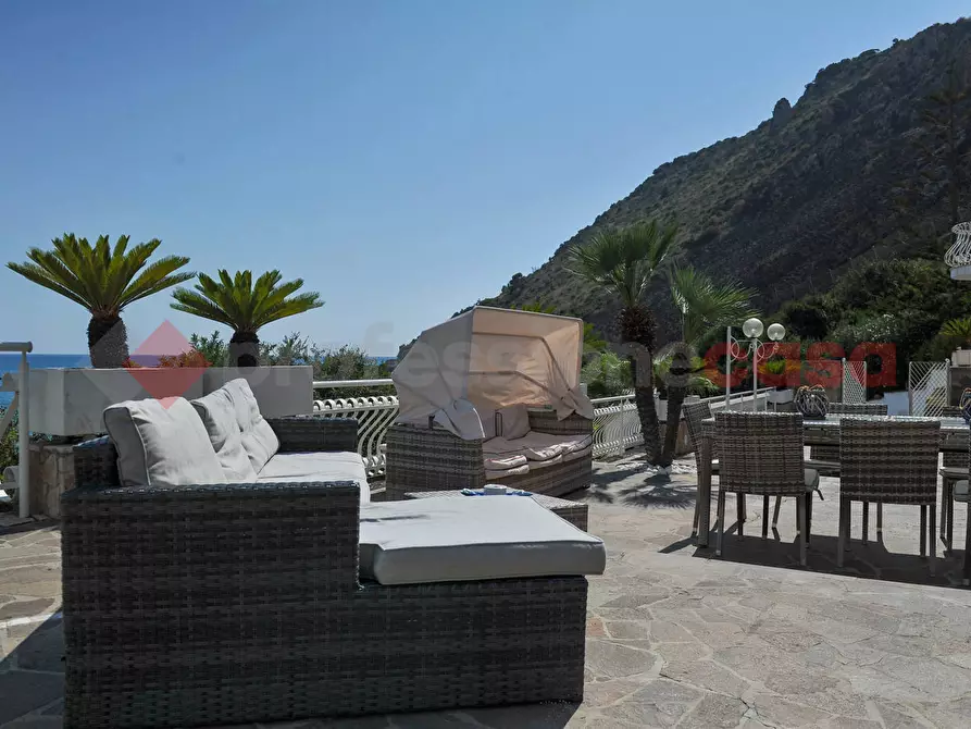 Immagine 17 di Villa in vendita  in Via TORRE GREGORIANA, 5 a Terracina