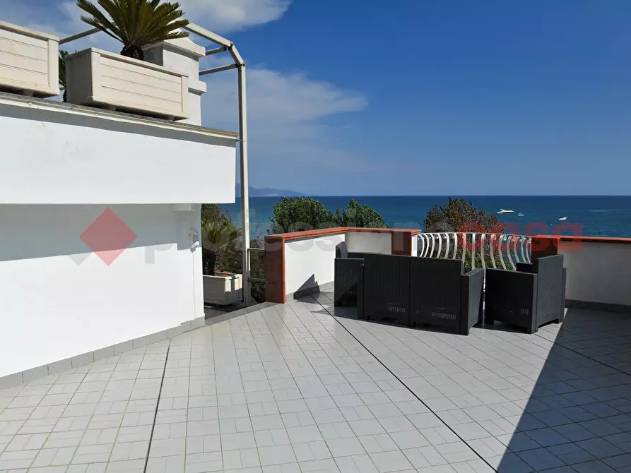 Immagine 23 di Villa in vendita  in Via TORRE GREGORIANA, 5 a Terracina
