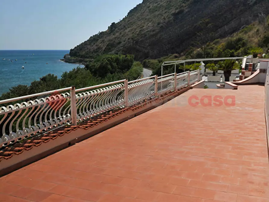 Immagine 24 di Villa in vendita  in Via TORRE GREGORIANA, 5 a Terracina
