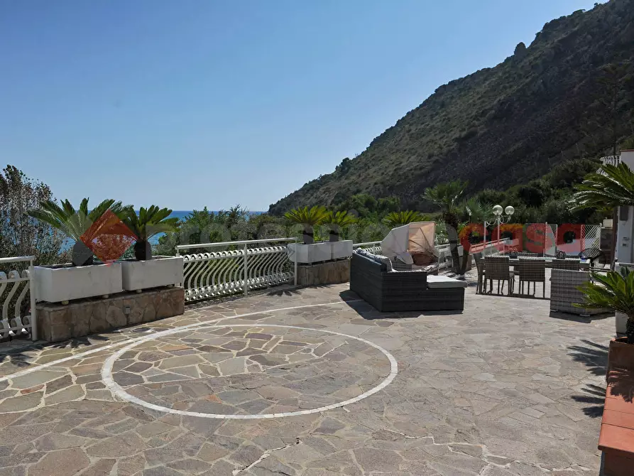 Immagine 11 di Villa in vendita  in Via TORRE GREGORIANA, 5 a Terracina
