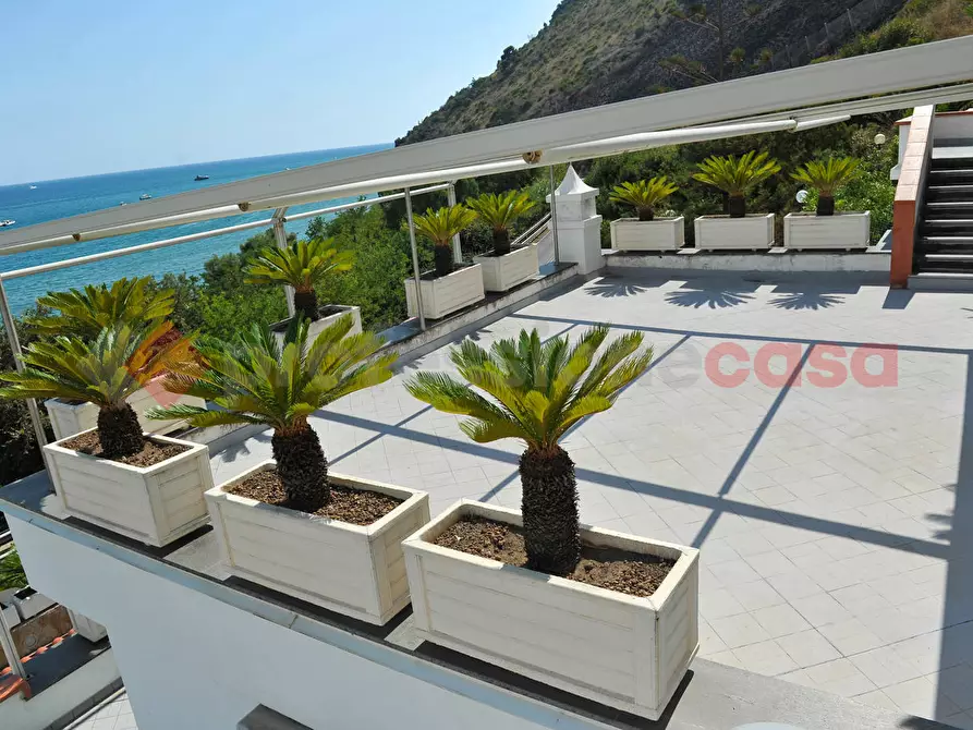 Immagine 35 di Villa in vendita  in Via TORRE GREGORIANA, 5 a Terracina