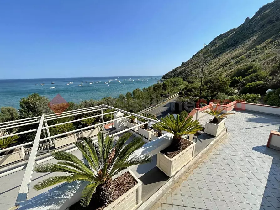 Immagine 6 di Villa in vendita  in Via TORRE GREGORIANA, 5 a Terracina