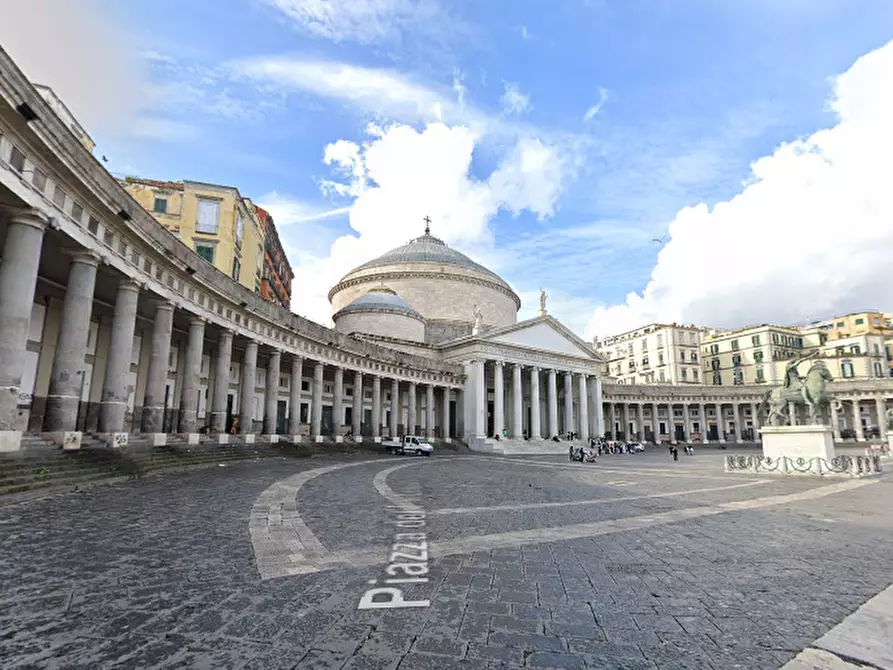 Immagine 1 di Appartamento in vendita  in Vico solitaria a Napoli