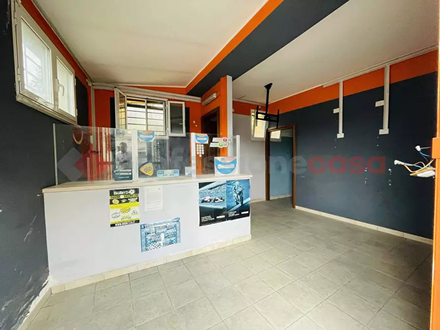 Immagine 6 di Negozio in vendita  in Piazza QUATTRO LAMPIONI, 10 a Terracina