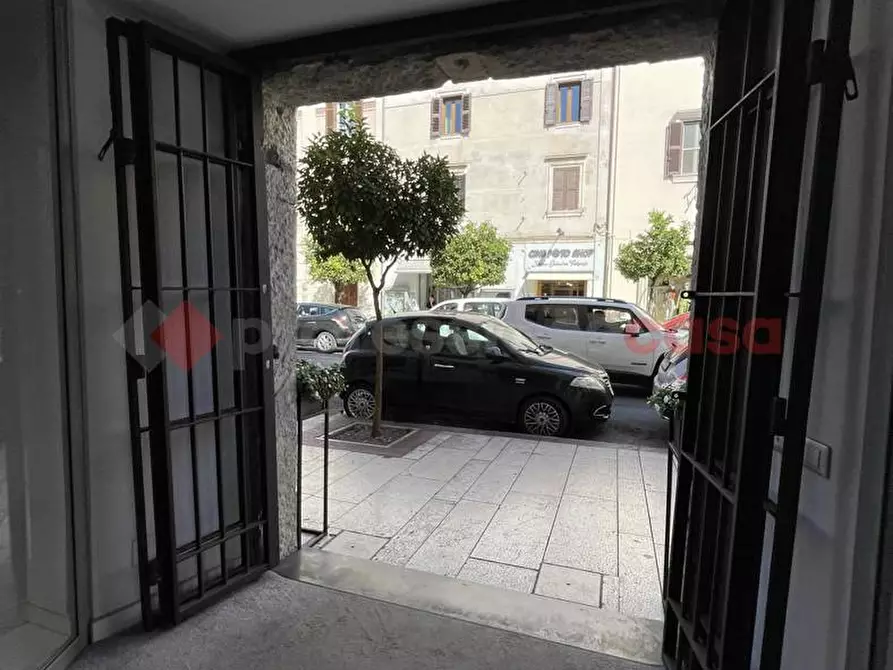 Immagine 18 di Negozio in vendita  in Via ROMA, 52 a Terracina