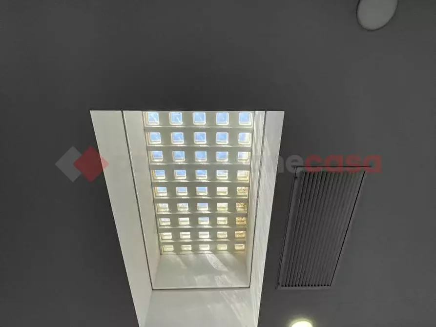 Immagine 2 di Negozio in vendita  in Via ROMA, 52 a Terracina