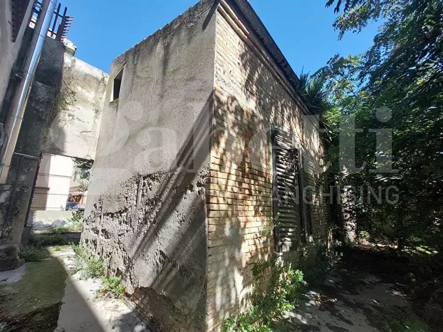 Immagine 3 di Magazzino in vendita  in Via Galileo Galilei, 56 a Giulianova