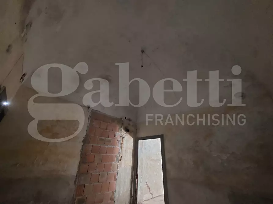 Immagine 13 di Magazzino in vendita  in Via Galileo Galilei, 56 a Giulianova